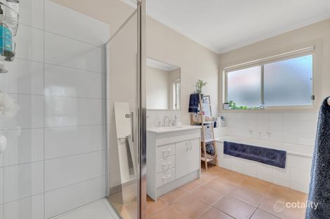 Property photo of 1/47 Rossack Drive Grovedale VIC 3216