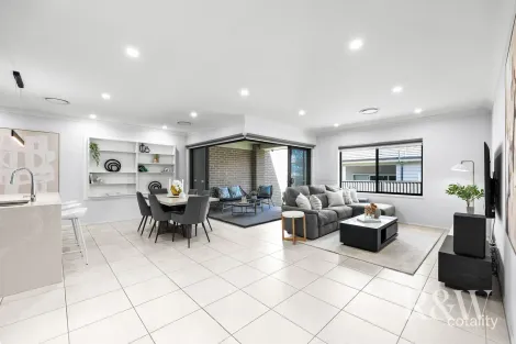 Property photo of 9 Floyd Street Spring Farm NSW 2570