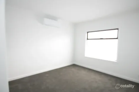 Property photo of 5 Patching Avenue Noble Park VIC 3174
