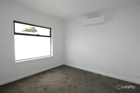 Property photo of 5 Patching Avenue Noble Park VIC 3174
