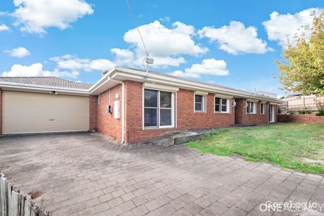 Property photo of 4 Alpha Court Moe VIC 3825