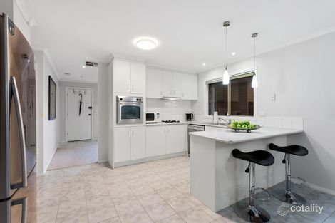 Property photo of 10 Ozzimo Drive Hillside VIC 3037