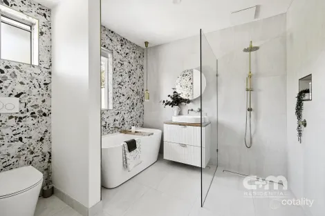 Property photo of 4 Moonee Boulevard Glenroy VIC 3046