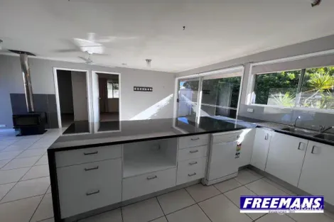 Property photo of 7 Willowglen Street Kingaroy QLD 4610