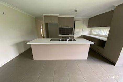 Property photo of 12 Woodridge Crescent Doreen VIC 3754