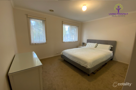 Property photo of 27 Turnstone Drive Point Cook VIC 3030