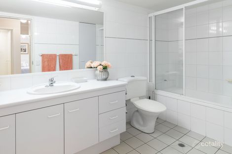 Property photo of 30/3-7 Eady Avenue Broadbeach Waters QLD 4218