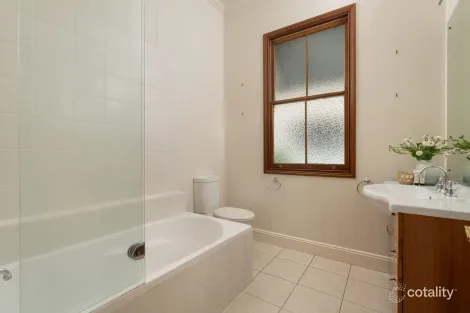 Property photo of 100 Lamont Road Wilston QLD 4051