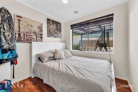 Property photo of 13 Gull Way Narre Warren South VIC 3805