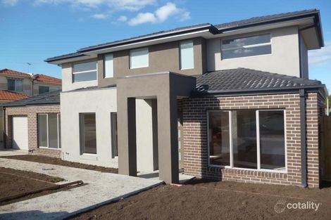 43 Hobbs Cres, Reservoir, VIC 3073