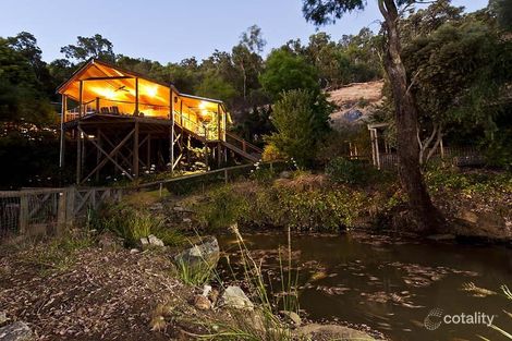 216 Croyden Rd, Roleystone, WA 6111