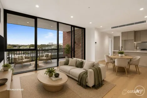 137 Anzac Pde, Kensington, NSW 2033
