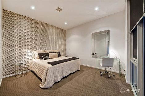 Property photo of 5/27 State Circle Deakin ACT 2600