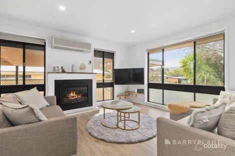 Property photo of 16 Anne Street Rosebud VIC 3939