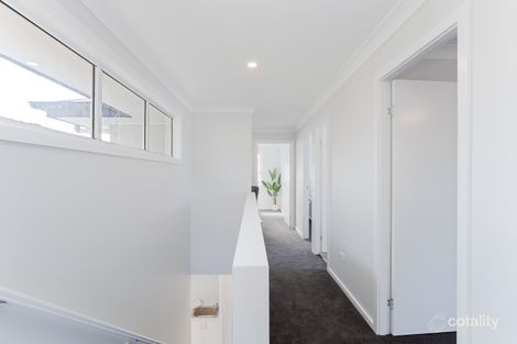 Property photo of 4/202 Northcott Drive Adamstown Heights NSW 2289