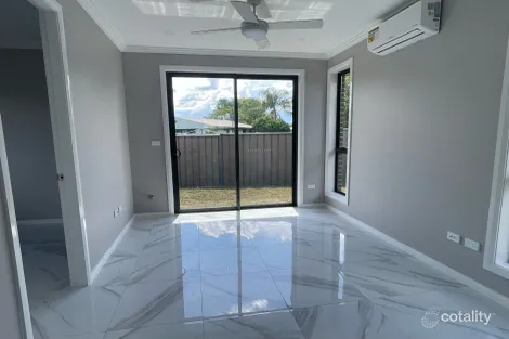 Property photo of 19 Aitape Crescent Whalan NSW 2770