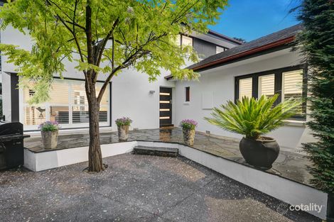 Property photo of 15 Kendari Avenue Balwyn North VIC 3104