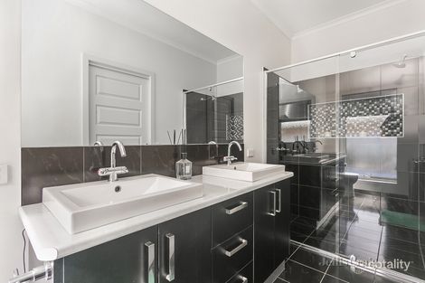 Property photo of 8 Newell Court Campbells Creek VIC 3451