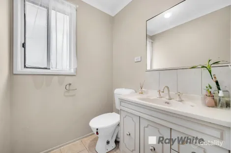 Property photo of 17 Aldridge Court Hampton Park VIC 3976