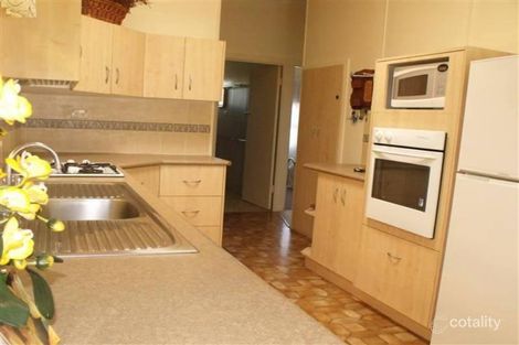 Property photo of 38A Boles Street West Gladstone QLD 4680