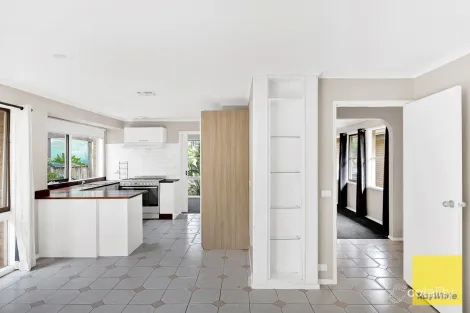 Property photo of 17 Derwent Road Werribee VIC 3030