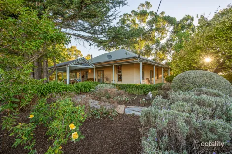 128 Gaffney Rd, Willunga, SA 5172