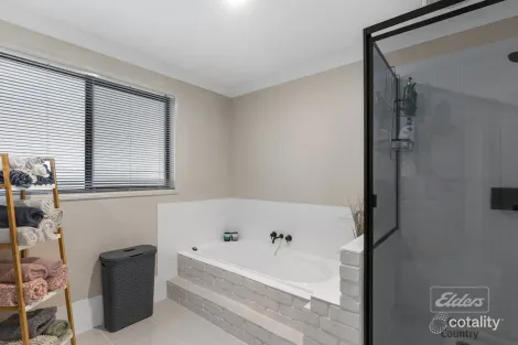 Property photo of 13 Cross Crescent Curra QLD 4570