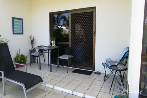 Property photo of 2/27 Holland Street Wongaling Beach QLD 4852