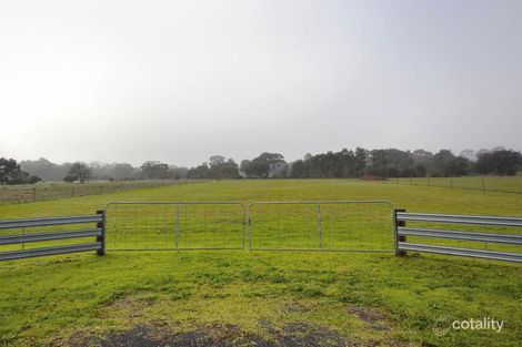 17 Walnut Ave, Horsham, VIC 3400