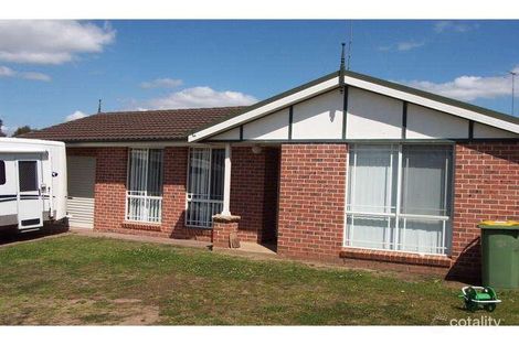 18 Pardalote Pl, Glenmore Park, NSW 2745