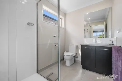 Property photo of 16 Lancers Drive Harkness VIC 3337
