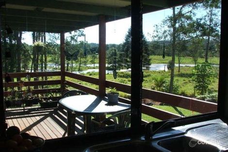 Property photo of 8 Coach House Place Mooloolah Valley QLD 4553