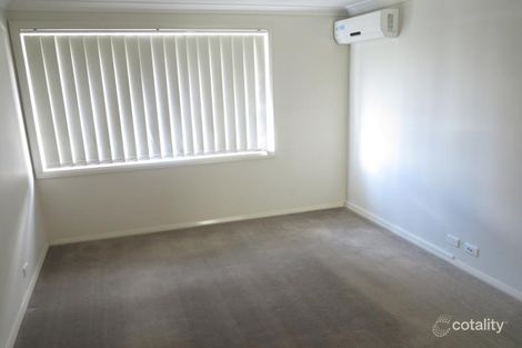 Property photo of 19 Atlantic Boulevard Glenfield NSW 2167