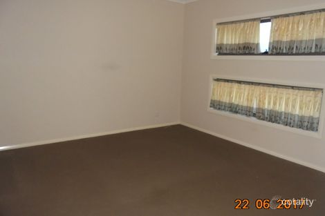 Property photo of 26 Triandra Drive Brookfield VIC 3338