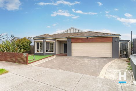 Property photo of 15 Beechville Place Craigieburn VIC 3064