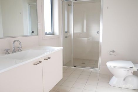 Property photo of 19 Atlantic Boulevard Glenfield NSW 2167
