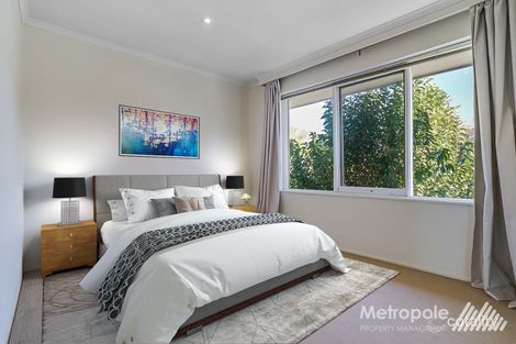Property photo of 4/22 Westbury Grove St Kilda East VIC 3183