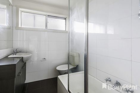 Property photo of 2/40 Glenola Road Chelsea VIC 3196