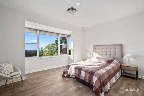 Property photo of 2 Crompton Drive Wattle Park SA 5066