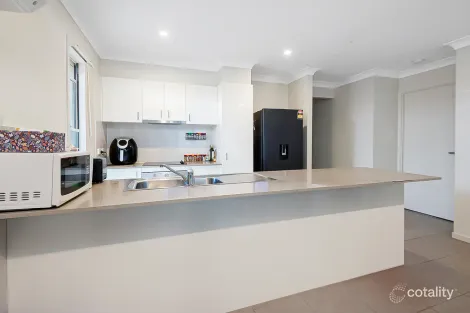 Property photo of 25 Alexis Place Park Ridge QLD 4125