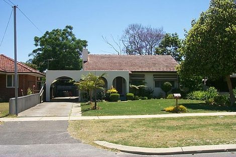 149 Williamson Ave, Cloverdale, WA 6105