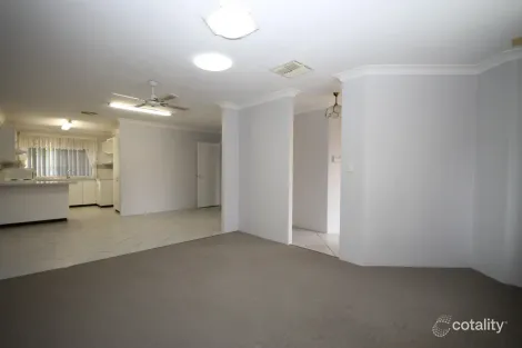 Property photo of 17/13 Paris Road Australind WA 6233