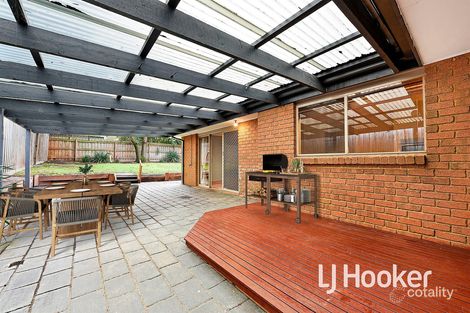 Property photo of 9 Bowen Court Berwick VIC 3806