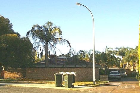 16b Gladstone Rd, Leeming, WA 6149