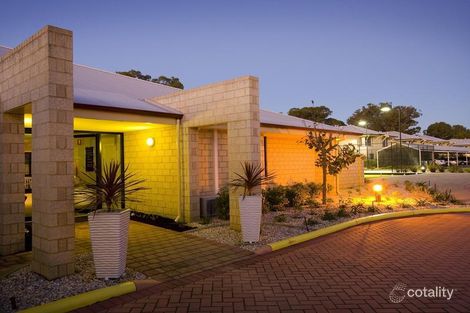 43 Oakmont Ave, Meadow Springs, WA 6210