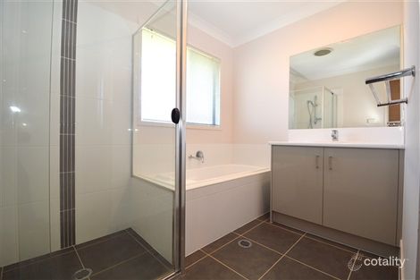 Property photo of 41 Claret Ash Drive Guyra NSW 2365