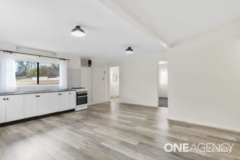Property photo of 10 Thistleton Drive Burrill Lake NSW 2539