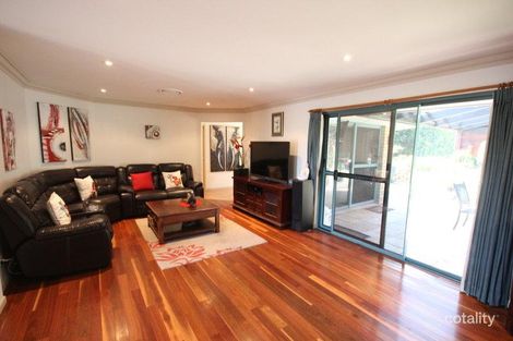 Property photo of 11 Zeller Crescent Arundel QLD 4214