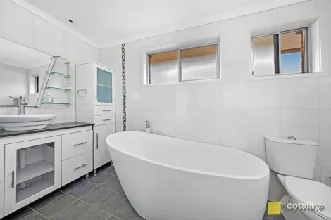 Property photo of 124B Targo Road Girraween NSW 2145
