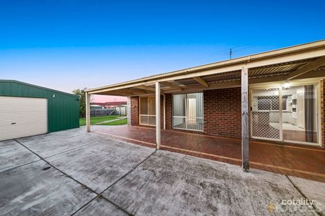 Property photo of 13 Genoa Way Cranbourne West VIC 3977